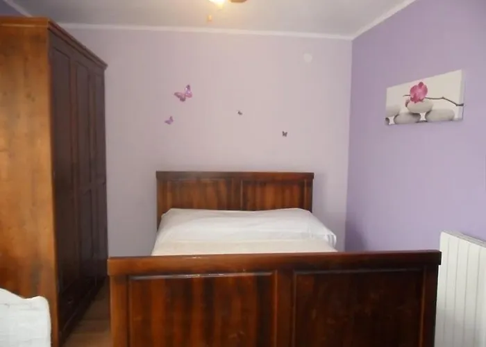 게스트하우스 In With Balcony, Wi-fi Palit